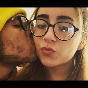 Meet your Posher, Tara